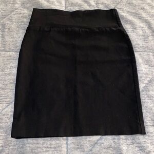 Black skirt, Windsor